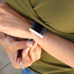 Put on a ribbon bracelet